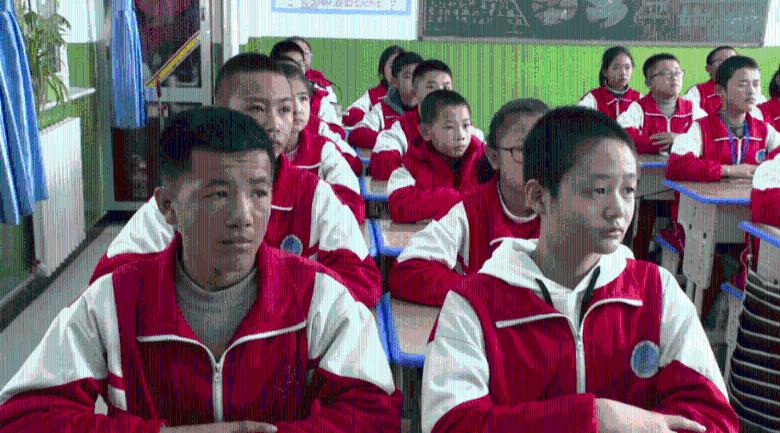 拯救被困的消防员